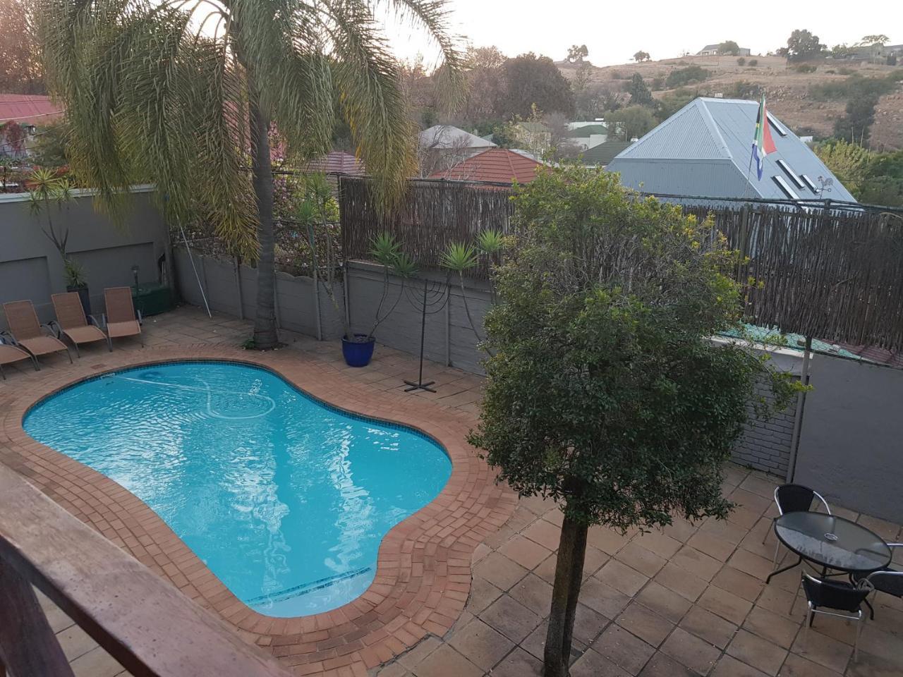 Mi Casa Su Casa Hotel Randburg Buitenkant foto