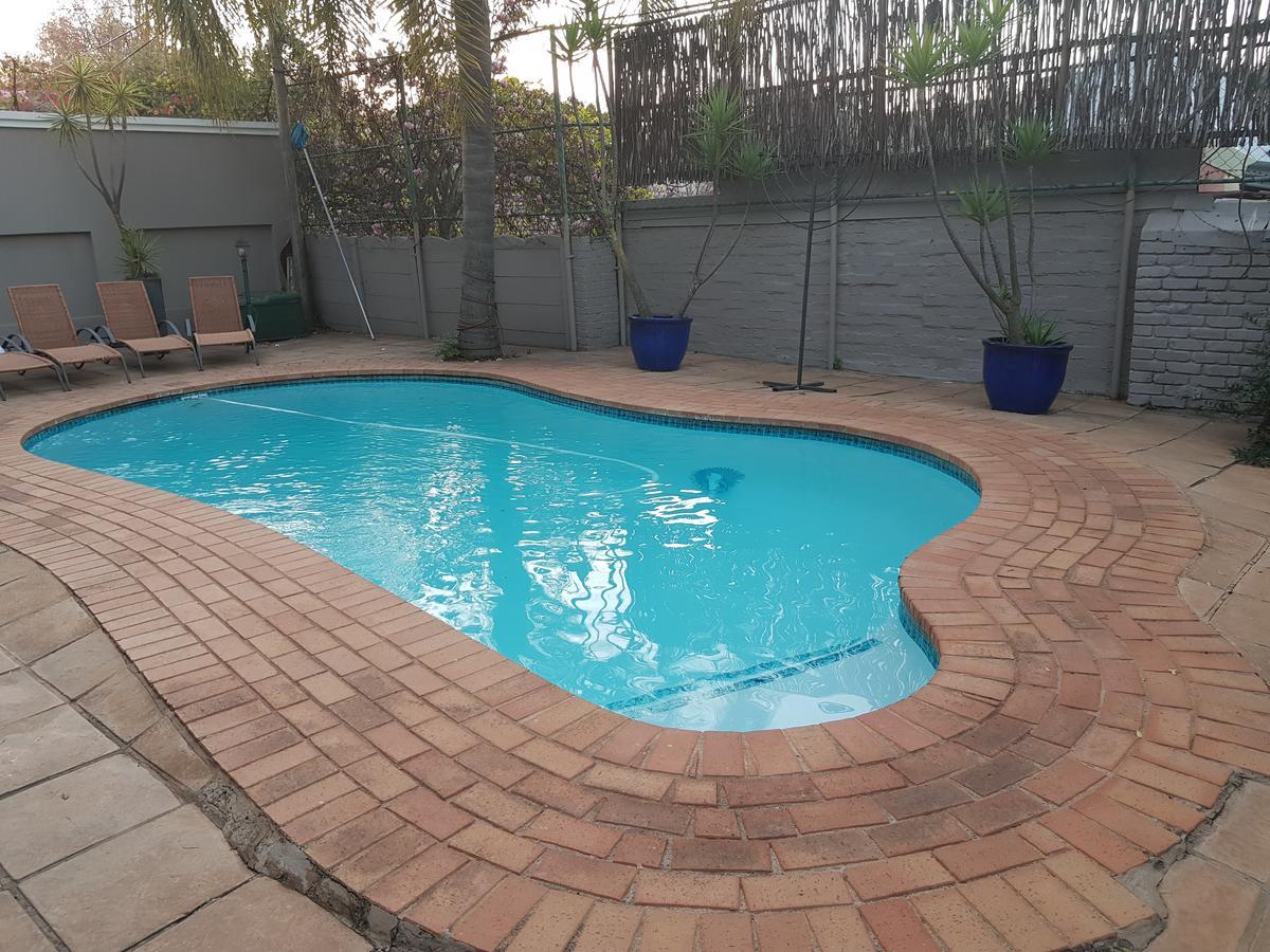 Mi Casa Su Casa Hotel Randburg Buitenkant foto